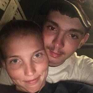 Meet your Posher, Chelsea rose